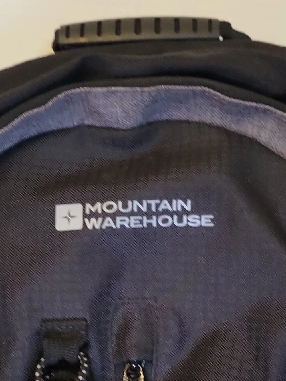 Mountain Warehouse Large Hiking Daypack Backpack Black/Gray Zip  Padded Straps